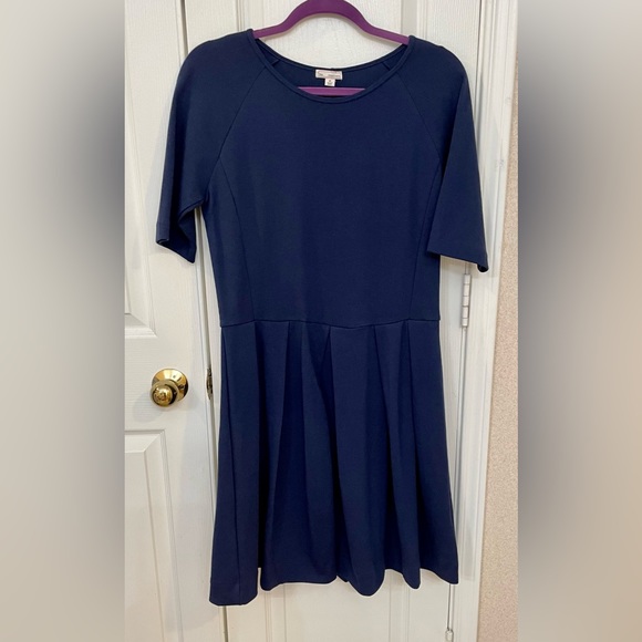 GAP, NWT, Sz M “Fit & Flair Dress” Rich Navy Blue, Soft & Warm. - Picture 1 of 12